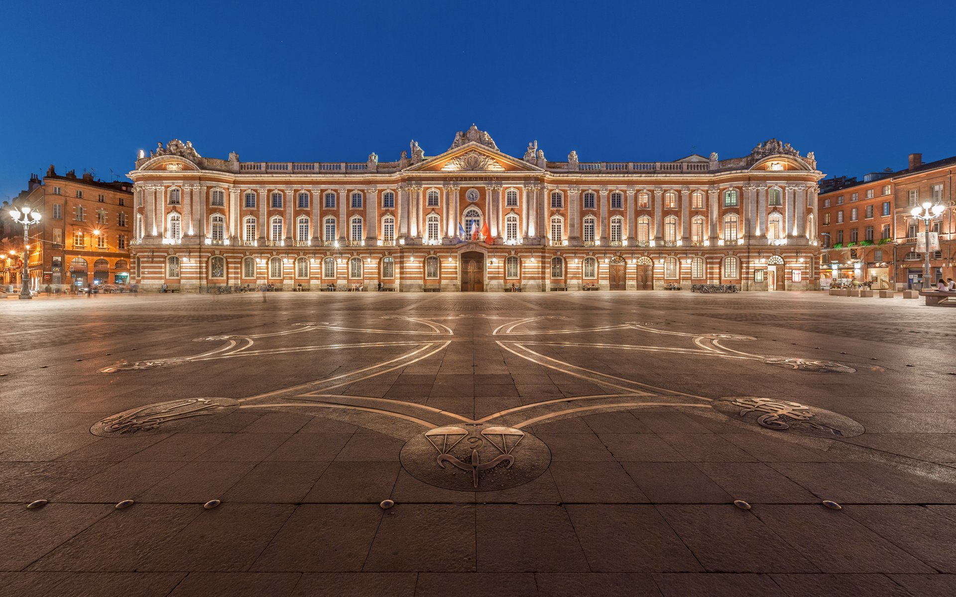 Le Capitole de Toulouse de nuit — Congrès FMDB Toulouse